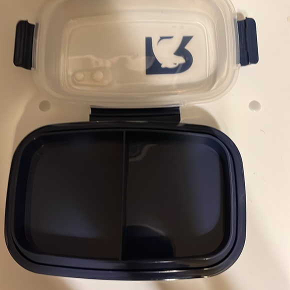 RTIC lunch storage container new - Picture 4 of 6